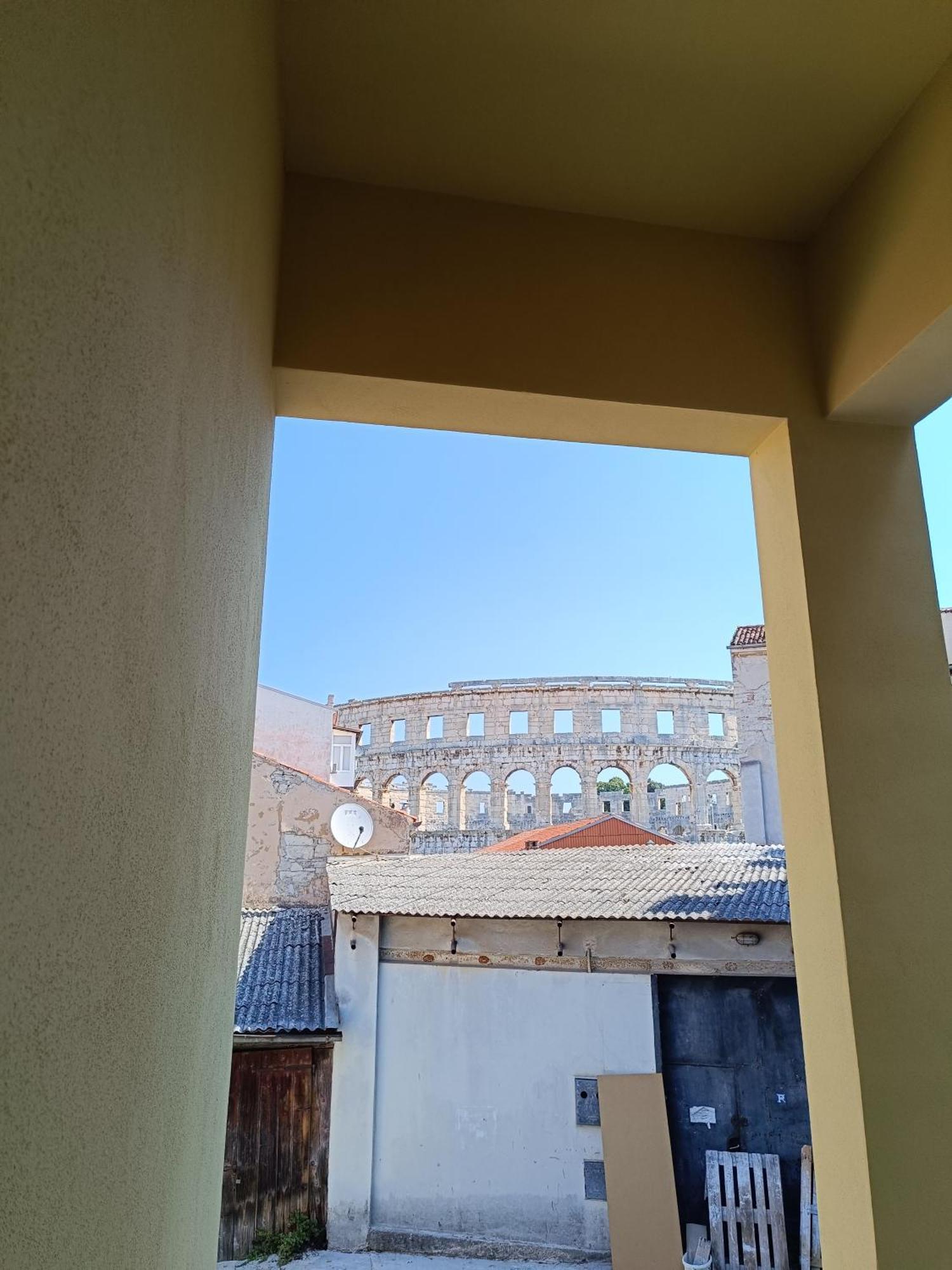 D&A Amphitheatre Premium Apartments With Free Parking PUY Exterior foto