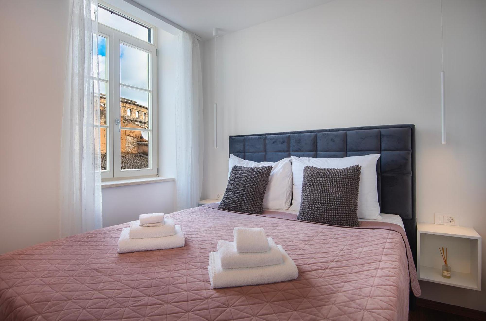 D&A Amphitheatre Premium Apartments With Free Parking PUY Exterior foto