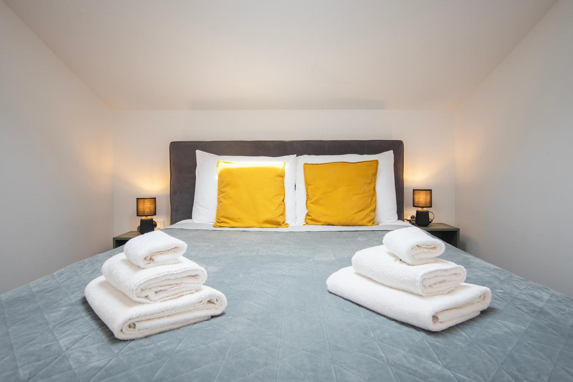 D&A Amphitheatre Premium Apartments With Free Parking PUY Exterior foto